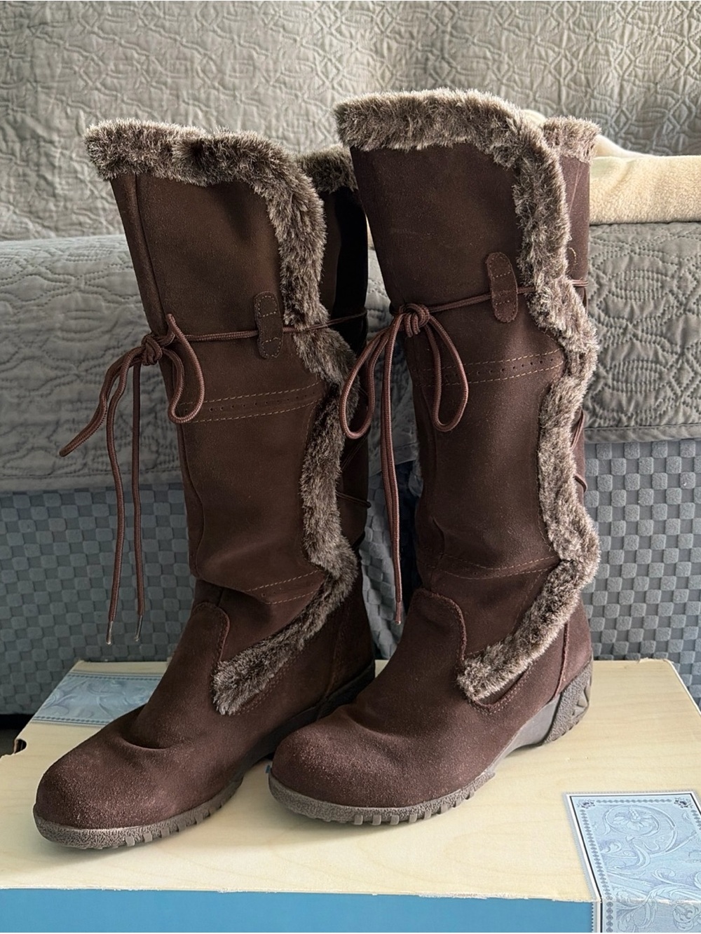 Bass Brown Faux-Fur Trim Lace-Up Winter Boots